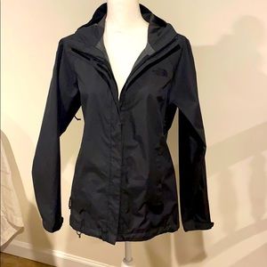 The North Face rain/wind jacket. Ladies medium
